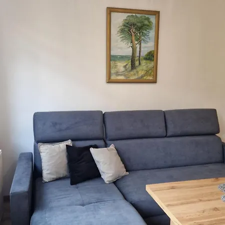 Bliza Apartment *
